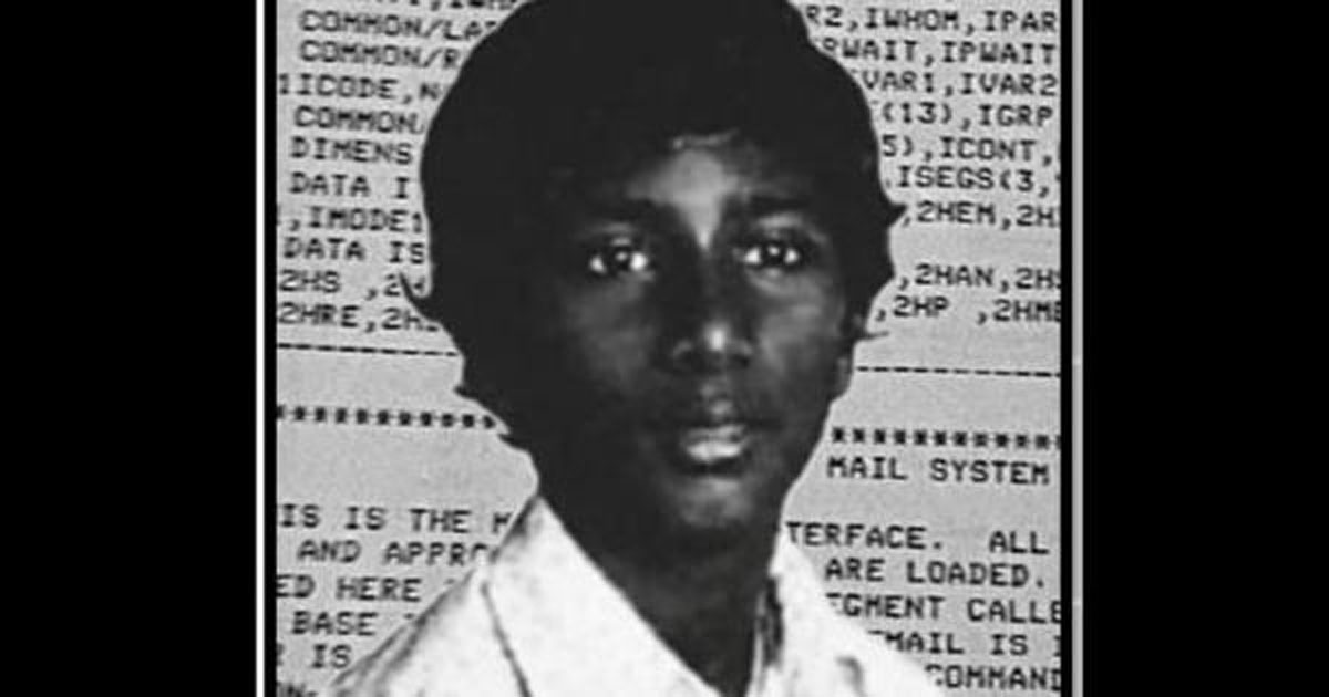 Te presentamos al chico indio de 14 años que inventó el e-mail hace 32 años y fue olvidado por el internet Safe_image86