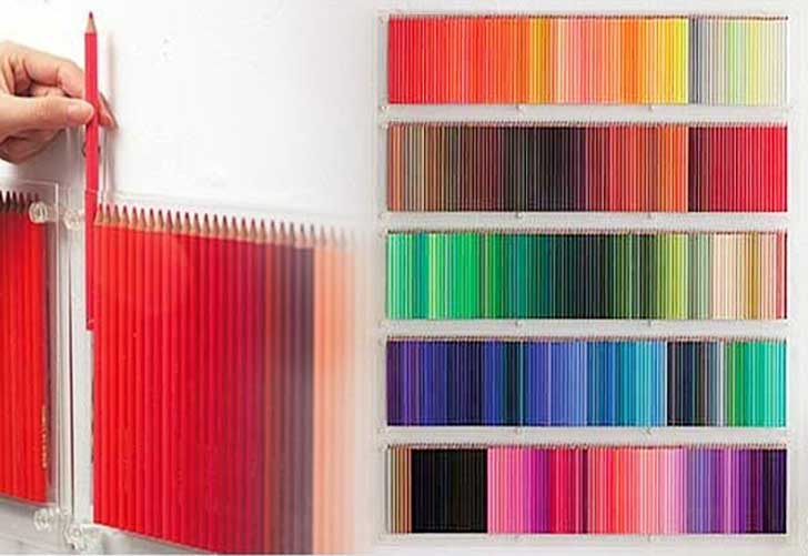 2-Colored-Pencils-Wall-art