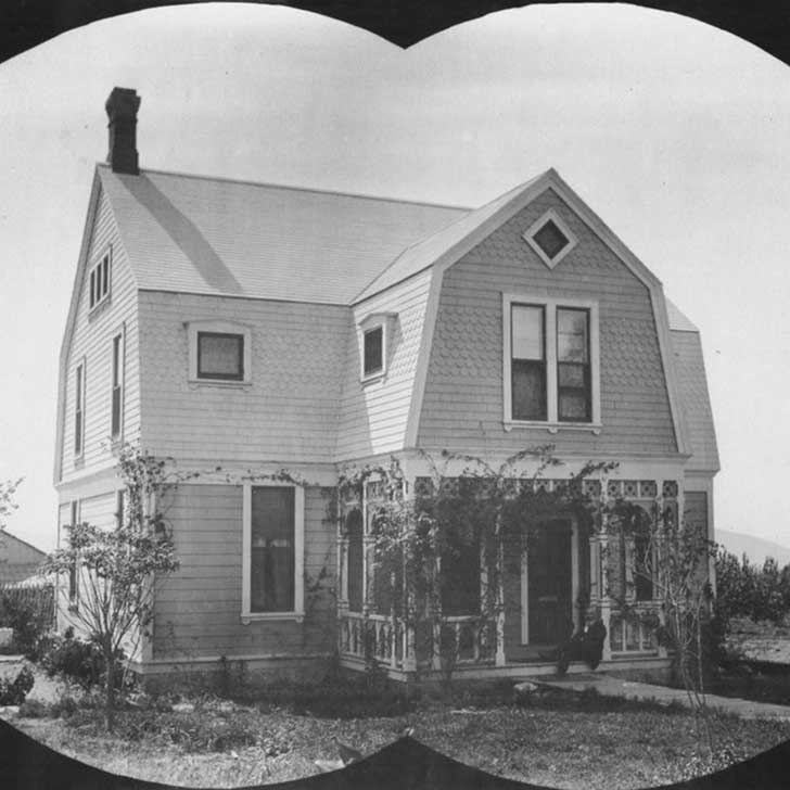 abaedc5408ff14233c0daaf7961f6cf9_house2