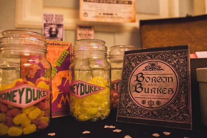 harry-potter-themed-wedding-cassie-lewis-byrom-40