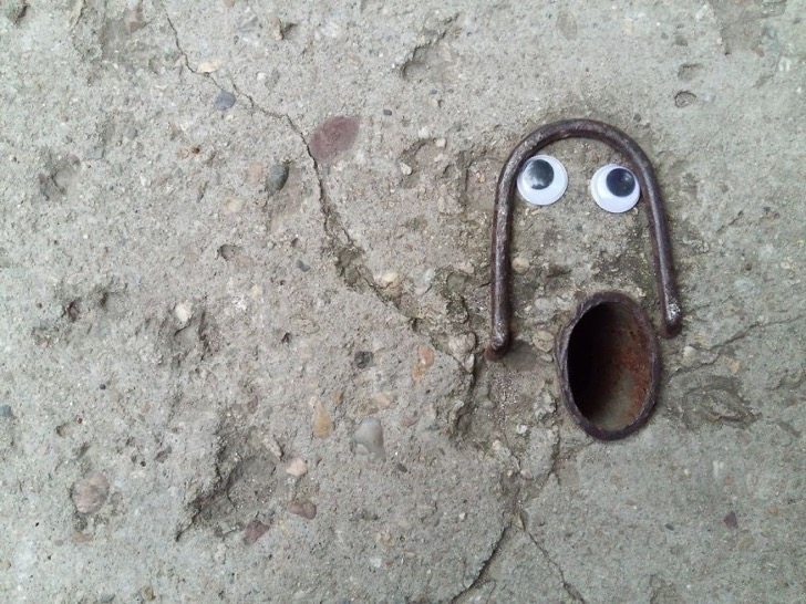 googly-eyebombing-street-art-bulgaria-19