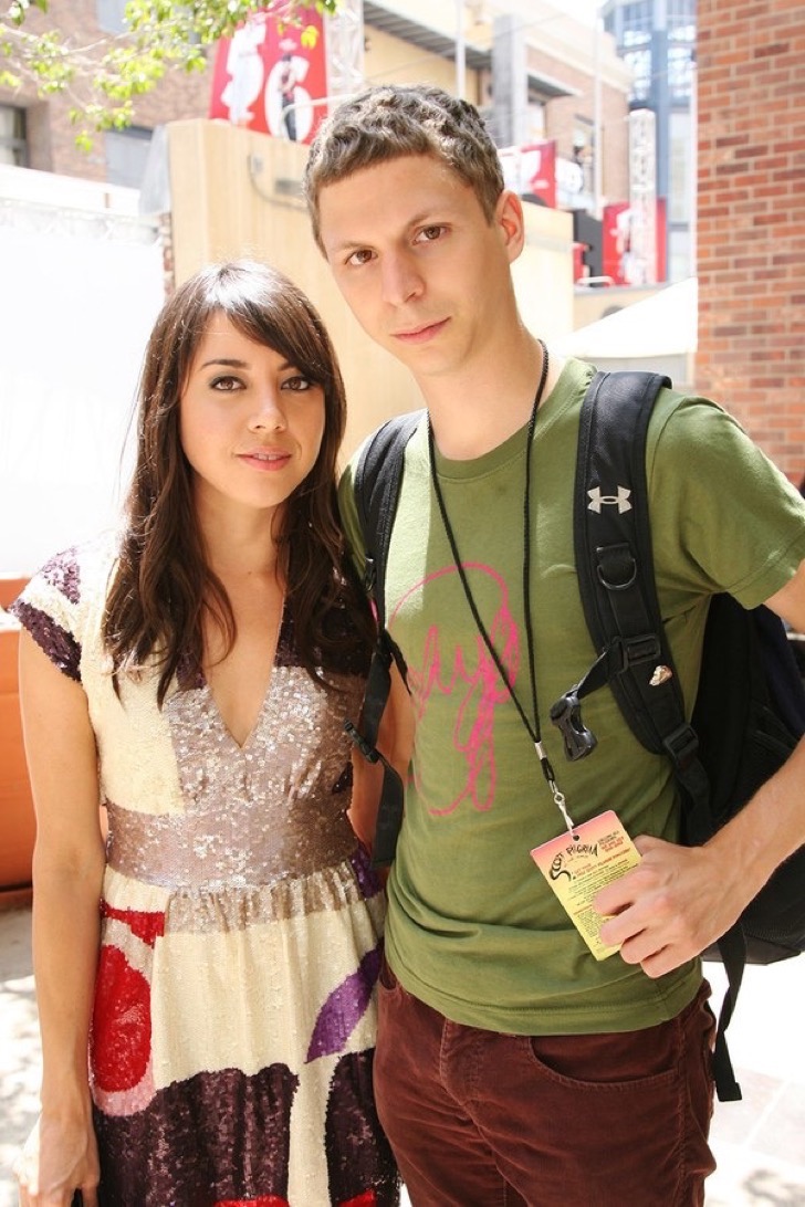 Aubrey plaza dating jake